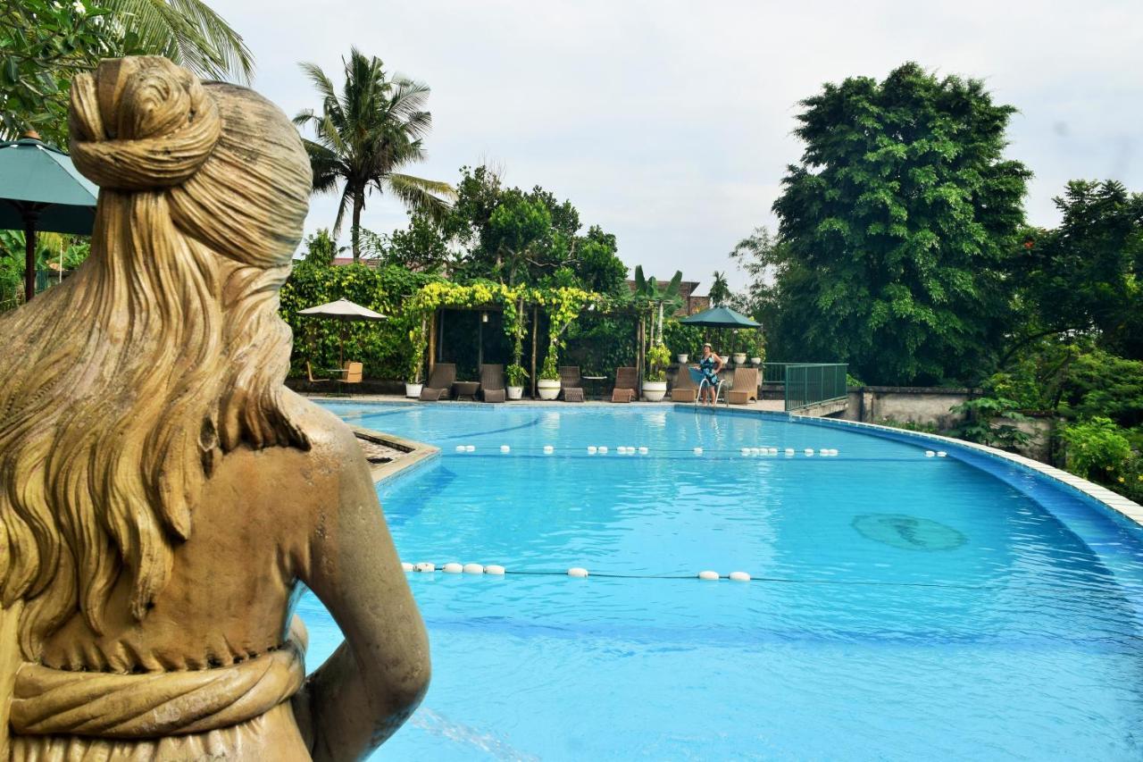 Hotel Deli River And Restaurant Omlandia Medan Exterior foto